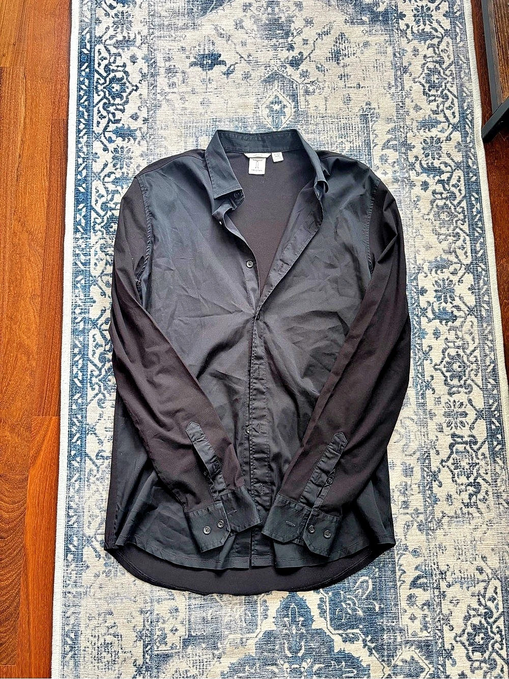 Tristan Black Button Down Shirt Size Medium